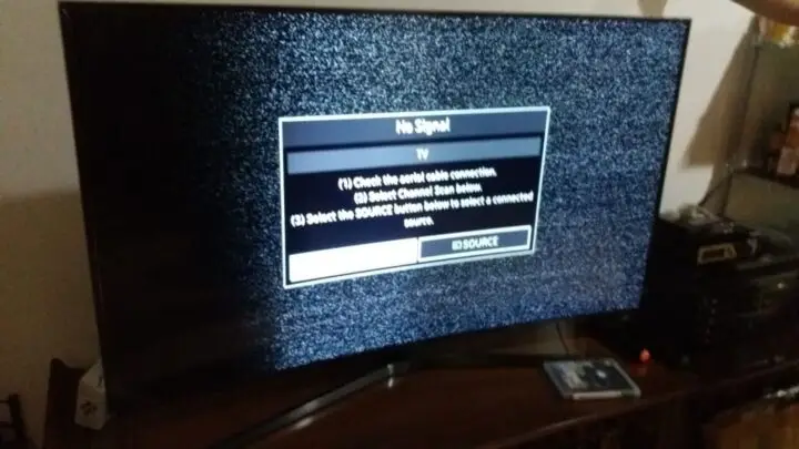 TV samsung 65KU8500 gelap sebagian di cakung