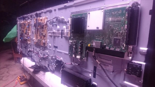 TV mati total lampu indikator mati
