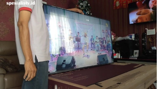 Ganti panel LG 55UP8000 di Cibinong
