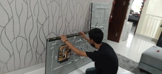 Ganti Layar TV LG di Karanganyar