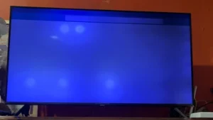 Titik cahaya putih di layarTV LED