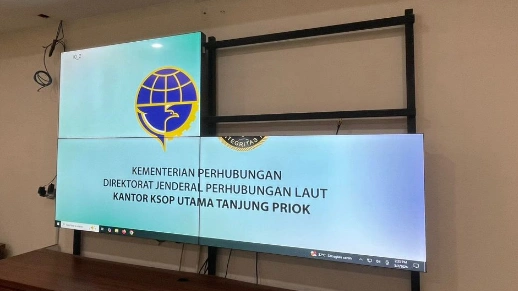Service Wall display di Cilincing